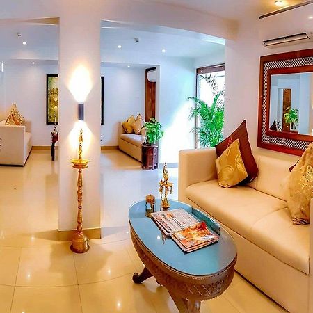 Hotel Samraj Mumbai Ngoại thất bức ảnh