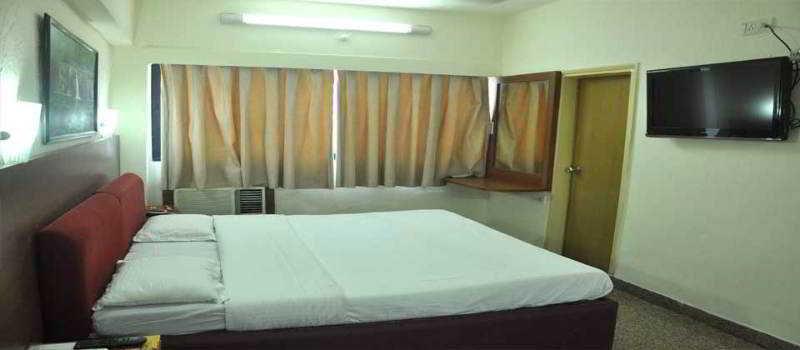 Hotel Samraj Mumbai Ngoại thất bức ảnh
